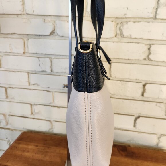 Like New Kate Spade NY Jackson Street Hayley Leather Crossbody Bag - Picture 6 of 15